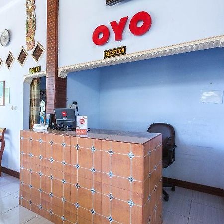 Oyo 1895 Lamancha Homestay Kuta  Bagian luar foto