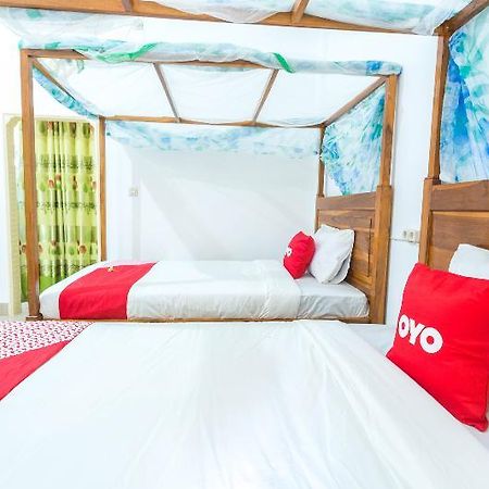 Oyo 1895 Lamancha Homestay Kuta  Bagian luar foto